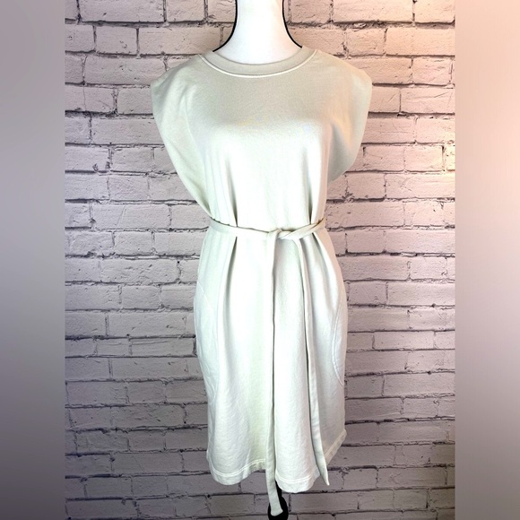 Velvet by Graham & Spencer Adeline Asymmetrical Cream White Sweater Dress Medium - Picture 2 of 13